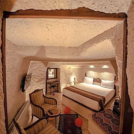 Farmer Cave House Hotel Urgup