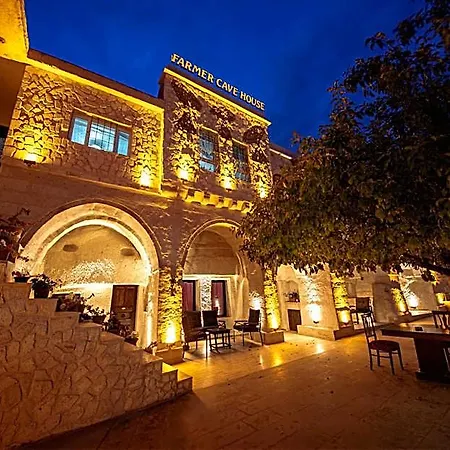 Farmer Cave House Hotel 3*